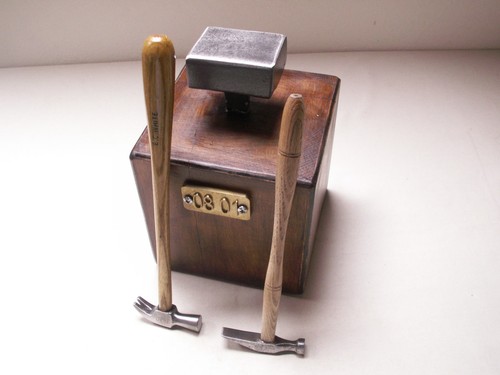 Metallamboss holzklotz und - im,